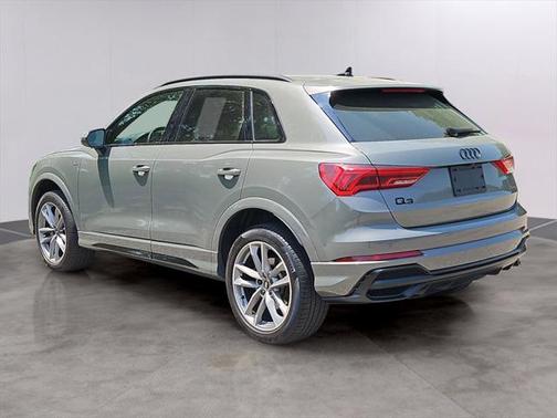 2022 Audi Q3 45 S line Premium Plus