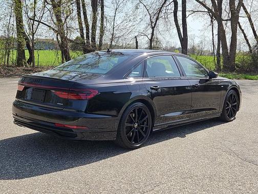 2024 Audi A8 L 55 TFSI quattro Tiptronic