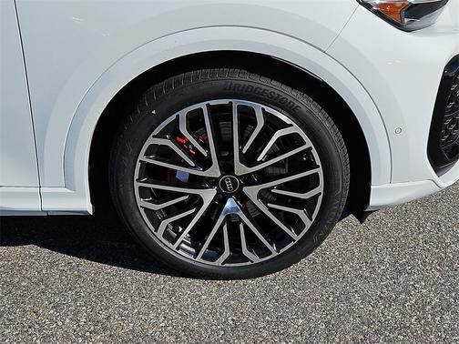 2025 Audi SQ5 3.0T Premium Plus