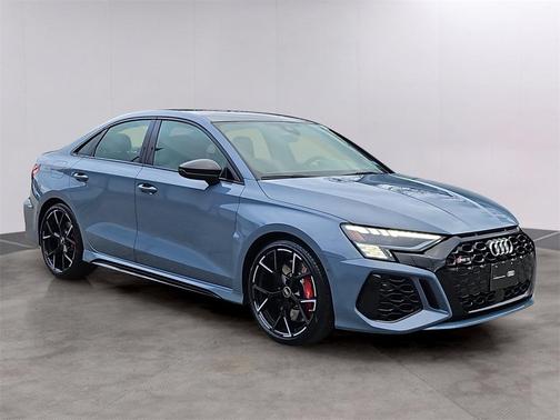 2022 Audi RS 3 TFSI quattro S tronic