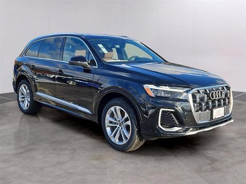 2026 Audi Q7 45 Premium Plus