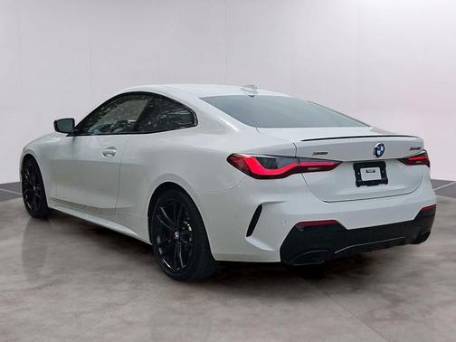 Alpine White 2023 BMW M440 i xDrive