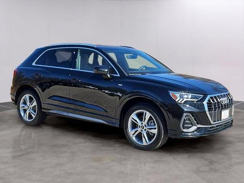 2024 Audi Q3 45 S line Premium Plus