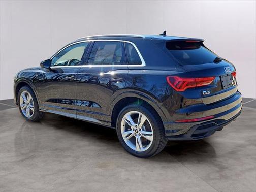 2024 Audi Q3 45 S line Premium Plus