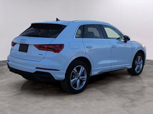 2024 Audi Q3 45 S line Premium Plus