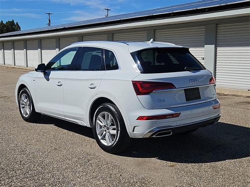 2023 Audi Q5 45 S line Premium