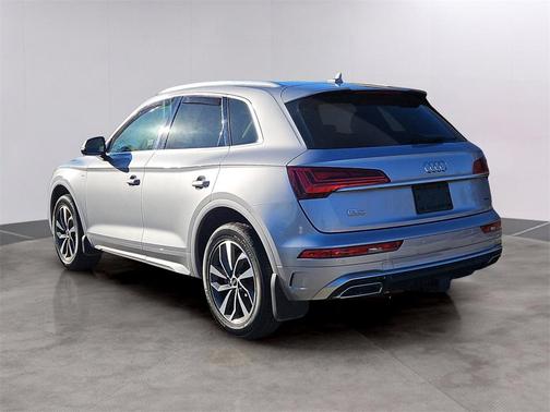 2022 Audi Q5 45 S line Premium