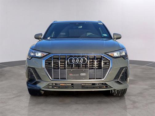 2022 Audi Q3 45 S line Premium