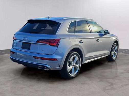 2025 Audi Q5 45 S line Premium Plus