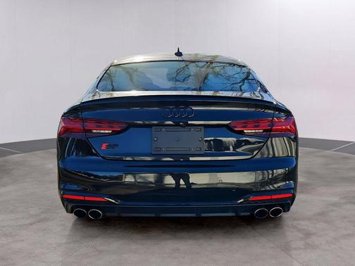 2022 Audi S5 Premium Plus TFSI quattro Tiptronic