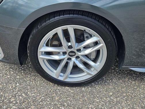 Daytona Gray Pearl Effect 2021 Audi A4 45 S line Premium Plus
