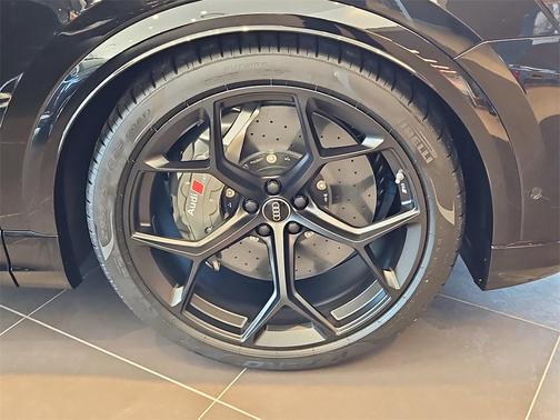 2025 Audi RS Q8 4.0T