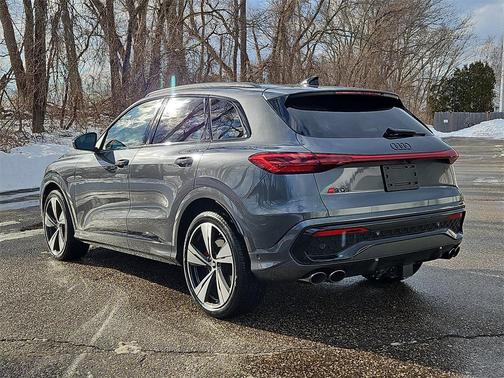 2025 Audi SQ5 3.0T Premium Plus