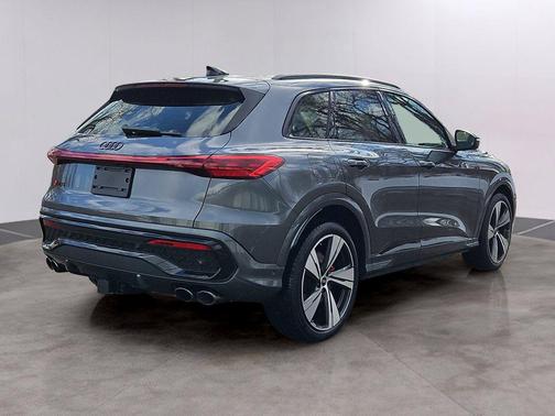 2025 Audi SQ5 3.0T Premium Plus