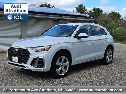Glacier White Metallic 2023 Audi Q5 45 S line Premium Plus