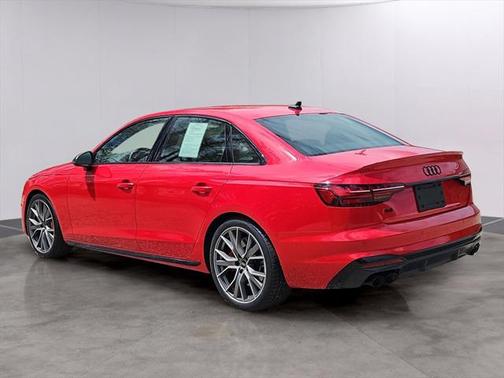 2023 Audi S4 Premium Plus TFSI quattro Tiptronic