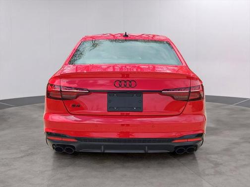 2023 Audi S4 Premium Plus TFSI quattro Tiptronic