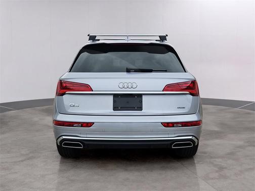 2022 Audi Q5 45 S line Premium
