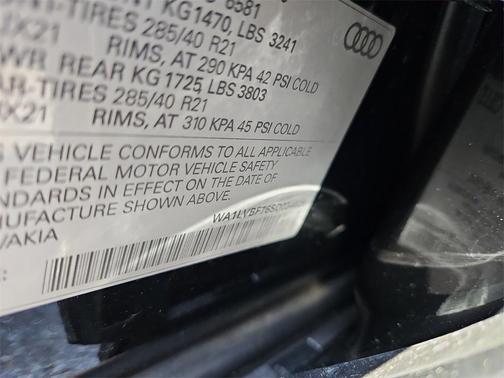 2025 Audi Q7 55 Premium Plus