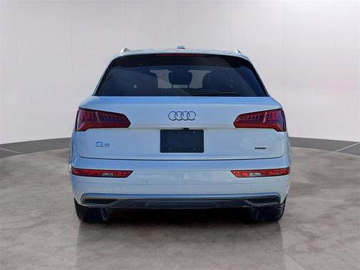 2020 Audi Q5 45 Premium Plus