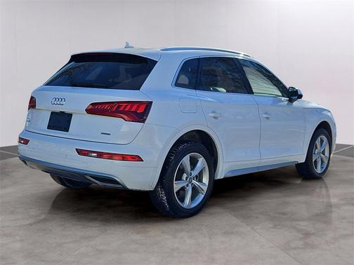 2020 Audi Q5 45 Premium Plus