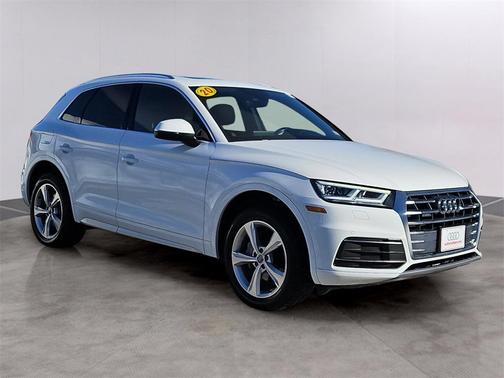2020 Audi Q5 45 Premium Plus
