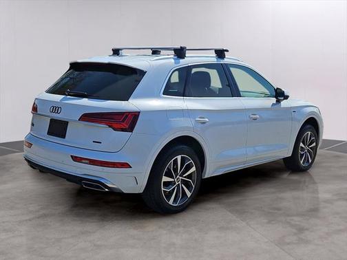 2023 Audi Q5 45 S line Premium