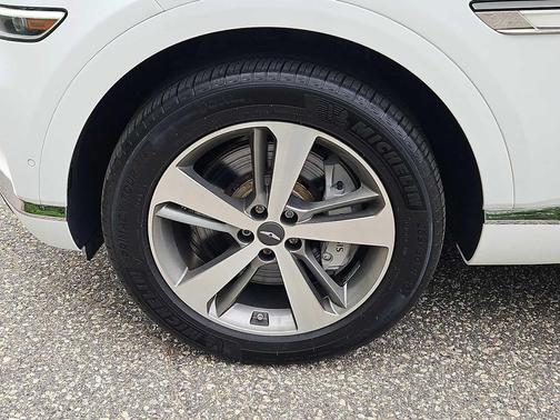 Alta White 2023 Genesis GV80 3.5T