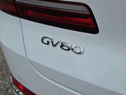 Alta White 2023 Genesis GV80 3.5T