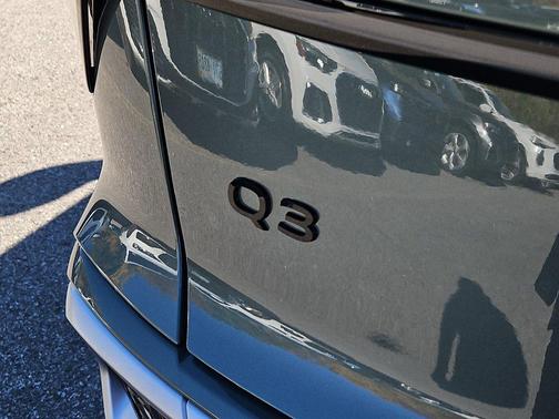 Sage Green metallic 2027 Audi Q3 TFSI quattro S tronic