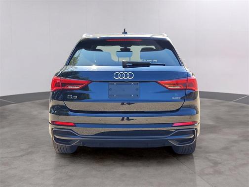 2022 Audi Q3 45 S line Premium Plus
