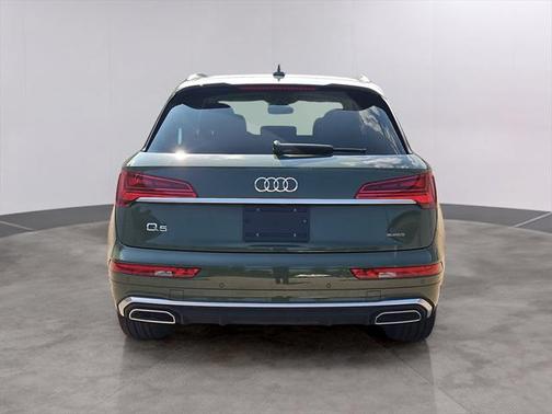 2025 Audi Q5 45 S line Premium Plus