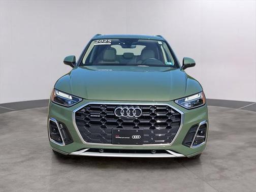 2025 Audi Q5 45 S line Premium Plus