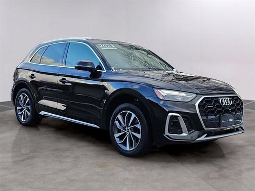 2023 Audi Q5 45 S line Premium Plus