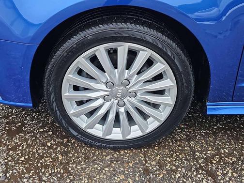 2018 Audi A3 e-tron 1.4T Premium