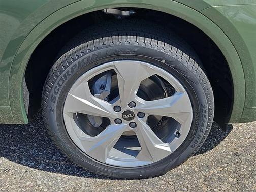 2025 Audi Q5 45 S line Premium Plus