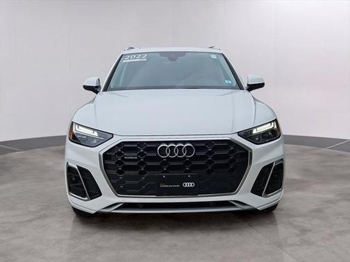 2022 Audi Q5 45 S line Premium