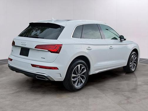 2022 Audi Q5 45 S line Premium
