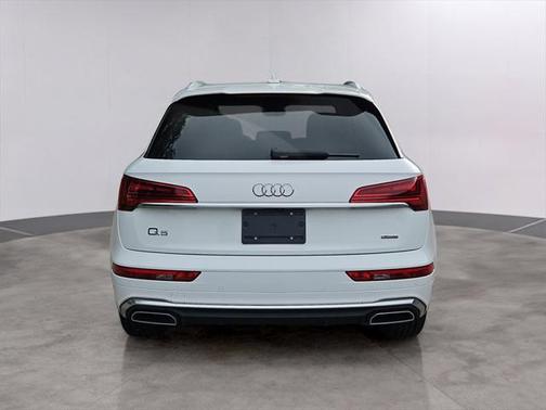 2022 Audi Q5 45 S line Premium