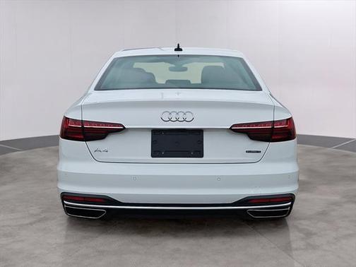 2022 Audi A4 40 Premium Plus