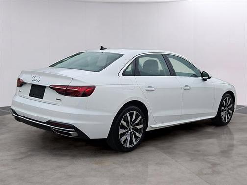 2022 Audi A4 40 Premium Plus