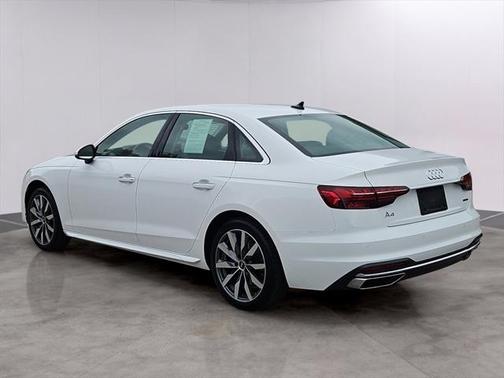 2022 Audi A4 40 Premium Plus