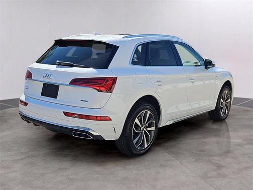 2024 Audi Q5 45 S line Premium Plus