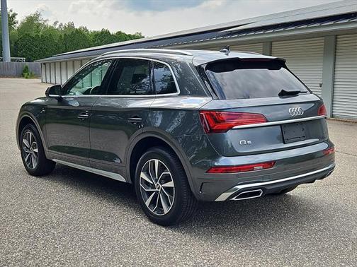 2024 Audi Q5 45 S line Premium