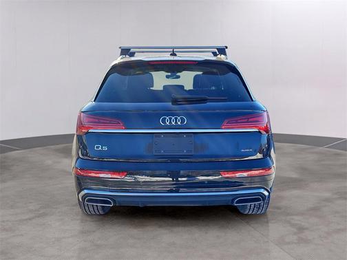 2024 Audi Q5 45 S line Premium Plus
