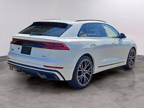 2021 Audi Q8 55 Prestige