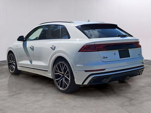 2021 Audi Q8 55 Prestige