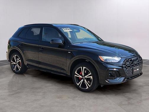 2025 Audi Q5 45 S line Premium Plus
