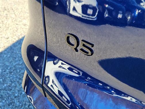 2025 Audi Q5 Premium Plus TFSI quattro S tronic