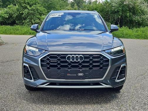 2024 Audi Q5 45 S line Premium